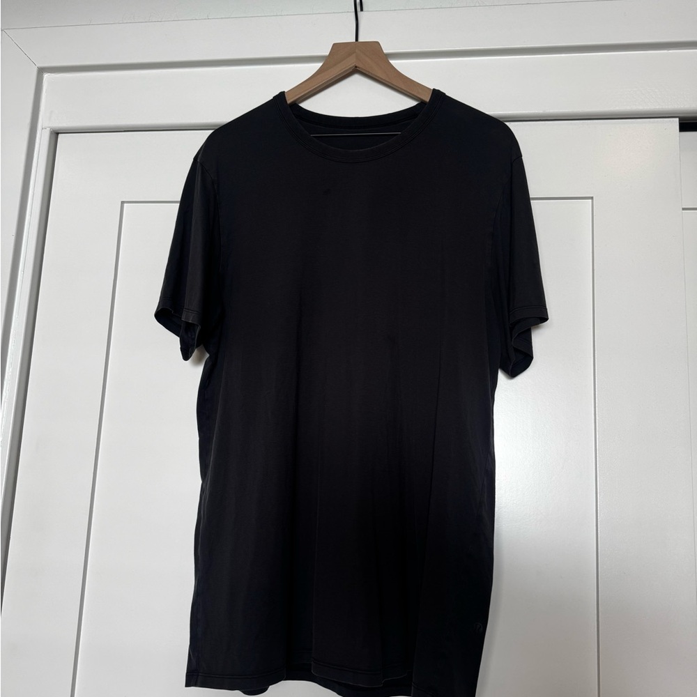 lululemon athletica fundamental Black Short Sleeve Tee